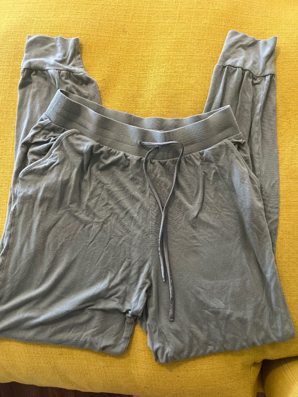Heavenly lounge pant by Victoria